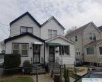 Pre-foreclosure in  202ND ST Saint Albans, NY 11412