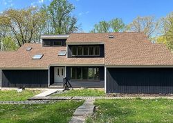 Pre-foreclosure Listing in MOUNTAIN RD RINGOES, NJ 08551