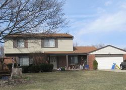Pre-foreclosure in  THORNTREE DR West Bloomfield, MI 48322