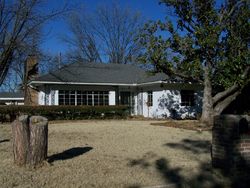Pre-foreclosure Listing in KENDALL DR PAULS VALLEY, OK 73075