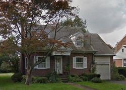 Pre-foreclosure in  SNYDER ST Reading, PA 19601