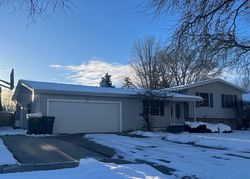 Pre-foreclosure in  BELLEWOOD DR Flushing, MI 48433