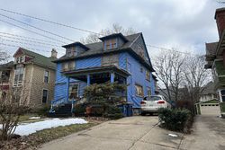 Pre-foreclosure in  UNION AVE SE Grand Rapids, MI 49503