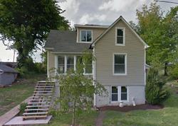 Pre-foreclosure in  VALLEY AVE Collinsville, IL 62234