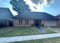 Pre-foreclosure in  CLEARY AVE Metairie, LA 70002