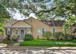 Pre-foreclosure in  BEVERLY GARDEN DR Metairie, LA 70001