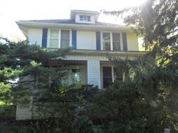 Pre-foreclosure in  E 109TH AVE Crown Point, IN 46307