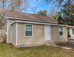 Pre-foreclosure in  MCQUADE ST Jacksonville, FL 32209