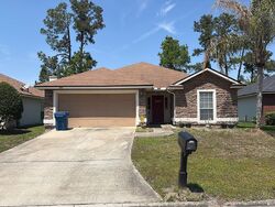 Pre-foreclosure in  CHERRY POINT WAY Jacksonville, FL 32218