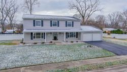Pre-foreclosure in  W BUCKINGHAM DR Marion, IN 46952