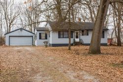 Pre-foreclosure in  WESTWOOD DR Elkhart, IN 46514
