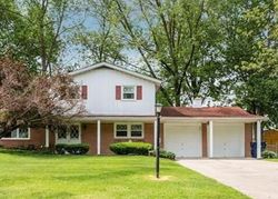 Pre-foreclosure in  OAKWOOD DR Anderson, IN 46011