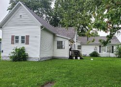 Pre-foreclosure in  LINCOLN AVE Dunkirk, IN 47336