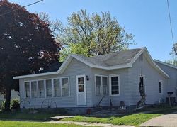 Pre-foreclosure in  E ADAMS ST Taylorville, IL 62568