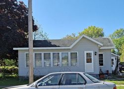 Pre-foreclosure in  E ADAMS ST Taylorville, IL 62568