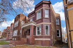 Pre-foreclosure in  S CHAMPLAIN AVE Chicago, IL 60619