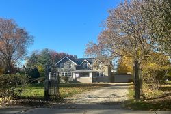 Pre-foreclosure in  N MAIN ST Wheaton, IL 60187