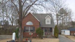 Pre-foreclosure in  POINTE NORTH DR Cartersville, GA 30120