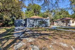 Pre-foreclosure in  LINDELL AVE Tampa, FL 33610
