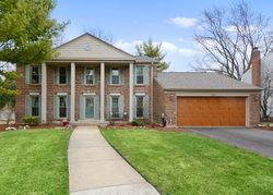 Pre-foreclosure in  LAKESIDE DR Roselle, IL 60172