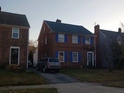 Pre-foreclosure in  GROSVENOR RD Cleveland, OH 44118