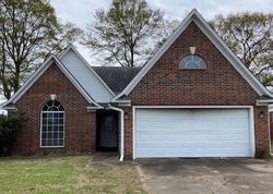 Pre-foreclosure in  REHOBOTH DR Searcy, AR 72143