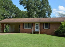 Pre-foreclosure in  HINTON DR Oxford, AL 36203