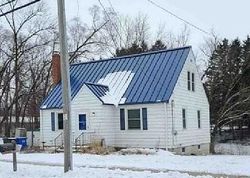 Pre-foreclosure in  W CHESTNUT ST Pardeeville, WI 53954