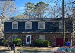 Pre-foreclosure in  HIGHWOOD CIR Newport News, VA 23608