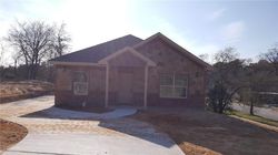 Pre-foreclosure in  NW 19TH ST Fort Worth, TX 76106