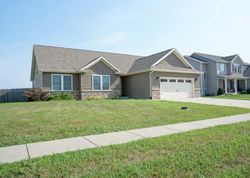 Pre-foreclosure in  GARVEY LN Chatham, IL 62629