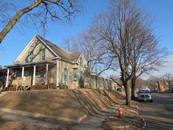Pre-foreclosure in  13TH AVE Moline, IL 61265