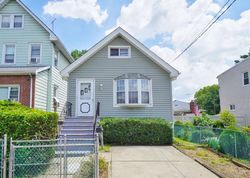 Pre-foreclosure in  UNION AVE Staten Island, NY 10303