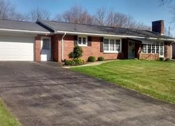 Pre-foreclosure Listing in CHEROKEE DR BUTLER, PA 16001