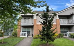 Pre-foreclosure in  SW REBEKAH ST UNIT 23 Wilsonville, OR 97070