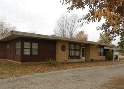Pre-foreclosure in  N 14TH ST Ponca City, OK 74601