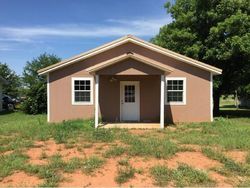 Pre-foreclosure Listing in N 7TH ST SAYRE, OK 73662