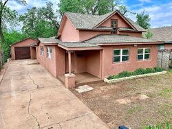 Pre-foreclosure in  SE 20TH ST Oklahoma City, OK 73129