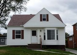 Pre-foreclosure in  E 114TH ST Cleveland, OH 44125