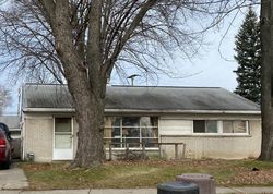 Pre-foreclosure in  MIRACLE DR Madison Heights, MI 48071