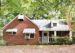 Pre-foreclosure in  EDGEWOOD DR High Point, NC 27262