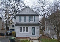 Pre-foreclosure Listing in ROOSEVELT AVE BERGENFIELD, NJ 07621