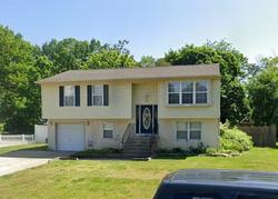 Pre-foreclosure in  WOODSHIRE DR Sicklerville, NJ 08081