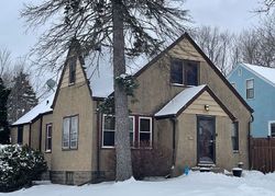 Pre-foreclosure in  COTTAGE AVE E Saint Paul, MN 55106