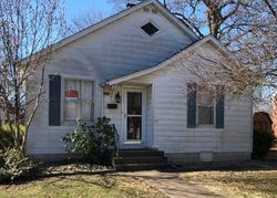 Pre-foreclosure in  LINDENTHAL AVE Highland, IL 62249