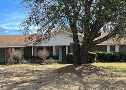 Pre-foreclosure in  SUTTON PL Monroe, LA 71203