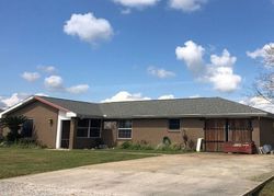 Pre-foreclosure Listing in COUNTRY VILLAGE DR RACELAND, LA 70394