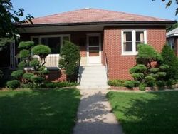 Pre-foreclosure Listing in DAVIS AVE WHITING, IN 46394