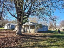 Pre-foreclosure in  W 14TH ST Marion, IN 46953