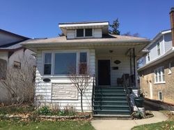 Pre-foreclosure in  N TAYLOR AVE Oak Park, IL 60302